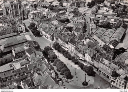 [03] MOULINS  Vue Aérienne De La Place D'Allier - Cpsm GF - Moulins