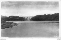 [03] SOUVIGNY- Etang De Messarges - Lavandière -  PHOTO COMBIER MACON - Autres & Non Classés