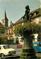 Automobiles - Barr - La Fontaine Et La Place De L'Eglise - CPM - Voir Scans Recto-Verso - Toerisme