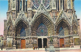 51 - Reims - Cathédrale Notre Dame - Façade - CPSM Format CPA - Voir Scans Recto-Verso - Reims