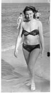 Photo Vintage Paris Snap Shop - Femme Sexy Bikini - Personnes Anonymes
