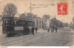 VITRY-SUR-SEINE (94) - La Mairie Et La Rue De La Barre - Beau Plan De Tramway Ligne Le Chatelet-Vitry Cpa - Vitry Sur Seine