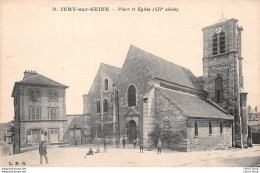 IVRY-SUR-SEINE (94) - Place De L'Église - Éditions L.P.G. Cpa - Ivry Sur Seine