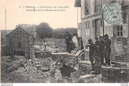 Catastrophe Du 7 Juin 1904 - Décombres, Près Le Moulin De La Ville - Devant, Les Officiers Du 115ème R.I Cpa - Mamers