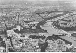 Paris - (75)  Vue Aérienne - Palais De Chaillot, La Seine, Pont Alexandre III, Grand Palais - Édition Greff N°80 CPSM GF - La Seine Et Ses Bords