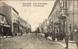CPA Zloczow Solotschiw Ukraine, Ulica Sobieskiego, Sobieskigasse, Passanten - Ukraine