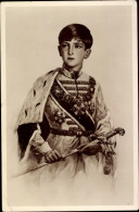 Artiste CPA Prince Peter II. Von Jugoslawien, Porträt, Schwert - Königshäuser
