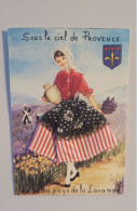 Carte Brodée Poupée Sous Le Ciel De Provence - Autres & Non Classés