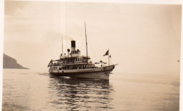 Photo Vintage Paris Snap Shop -bâteau Boat Mer Sea LAC LEMAN SAINT GINGOLPH - Schiffe