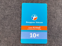 Nomad / Bouygues Nom Pu32 - Cellphone Cards (refills)