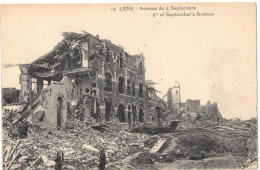 MILITARIA 62 PAS DE CALAIS LENS APRES LES BOMBARDEMENTS DE LA GUERRE 14/18 AVENUE DU 4 SEPTEMBRE 4th SEPTEMBER'S AVENUE - Guerre 1914-18