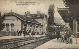 France > [54] Meurthe Et Moselle > Neuves Maisons - La Gare - Train - Animée - 15191 - Neuves Maisons