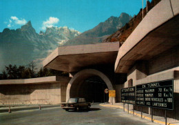 CPM - COURMAYEUR - ENTRÈVES - Entrée Du Tunnel Du Mt BLANC (Voitures Mercédès) - Edition E.Capurso - Otros & Sin Clasificación