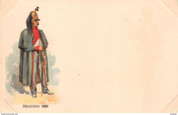 MILITARIA - UNIFORME - DRAGONS 1800  - Chromolithographie - Carte Précurseur - Regiments