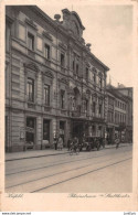 Krefeld, Rheinstraße Mit Stadttheater. Auto, Radfahrer  ± 1940 CPSM - Krefeld