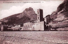 04 - Alpes De Haute Provence -  ENTREVAUX - Cathedrale Fortifiée - Otros & Sin Clasificación