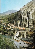 04 - Alpes De Haute Provence - SISTERON - Vus De La Citadelle - Le Rocher De La Baume Et Le Pont Sur La Durance - Sisteron