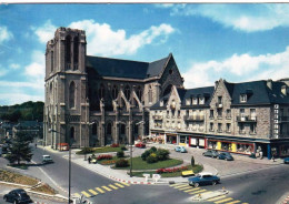 61 - Orne -  FLERS L Eglise Saint Germain - Flers