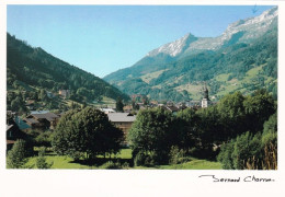 74 - Haute Savoie -  THONES - Vue Generale Avec La Tournette - Thônes