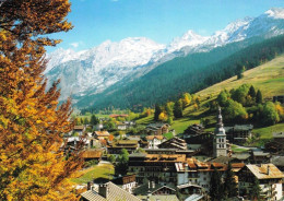 74 - Haute Savoie -  LA CLUSAZ - Vue Partielle De La Station Et La Chaine Des Aravis - La Clusaz