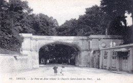 28 - Eure Et Loir -  DREUX - Le Pont En Anse Reliant La Chapelle Saint Louis Au Parc - Dreux