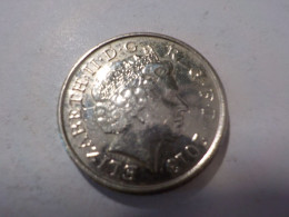 GRANDE BRETAGNE Five Penny 2013 - 5 Pence & 5 New Pence