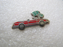 PIN'S    SAAB  900   TURBO  CABRIOLET   Zamak  ROUGE - Other & Unclassified