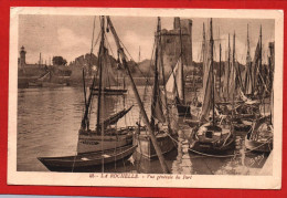 (RECTO / VERSO) LA ROCHELLE  EN 1938 - N° 48 - VUE GENERALE DU PORT AVEC VOILIERS DE PECHE - CPA - La Rochelle