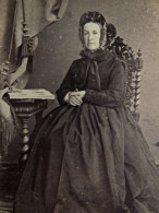 Photo CDV Breuil, Bar Le Duc - Femme âgée à La Coiffe, Coiffure Avec Anglaises, Second Empire, Ca 1860-65 L680 - Anciennes (Av. 1900)