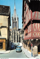 21 / Dijon - Automobile - Panhard Circulant Rue Babeuf En Direction De L'église Notre-Dame - Éd. Estel - 1968 CPSM GF - Toerisme