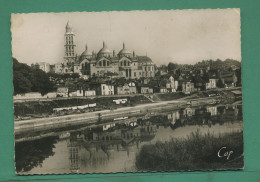 24 Périgueux La Cathédrale Saint Front ( Oblitération Périgueux 1947 ) - Périgueux
