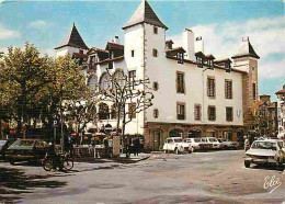 Automobiles - Saint Jean De Luz - La Célèbre Maison Louis XIV - CPM - Voir Scans Recto-Verso - Voitures De Tourisme