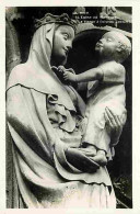 Art - Art Religieux - Riom - L'Eglise Du Marthuret - La Vierge à L'Oiseau - Détail - CPM - Voir Scans Recto-Verso - Pinturas, Vidrieras Y Estatuas