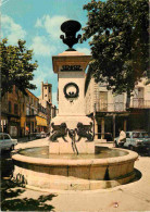 12 - Millau - Fontaine De La Place Du Vieux Marché Et Le Beffroi - CPM - Voir Scans Recto-Verso - Millau