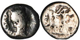 ROME - Quinaire - AUGUSTE - Victoire Et Trophée - 25-23 BC - RIC.1a - 19-137 - Die Julio-Claudische Dynastie (-27 / 69)