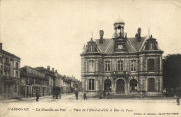 La Neuville Au Pont - Place De L'hôtel De Ville Et Rue Du Pavé "cachet" - Autres & Non Classés