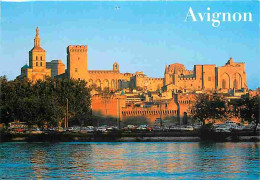 84 - Avignon - Vue Générale - Etat Coups Visible - CPM - Voir Scans Recto-Verso - Avignon