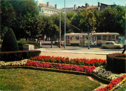 42 - Saint Etienne - Place Jean-Jaurès Et Son Jardin Fleuri - Tramway - CPM - Voir Scans Recto-Verso - Saint Etienne