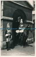 R002033 Horse Guards Sentries. Whitehall. London. Valentine. No 64226. RP - Autres & Non Classés
