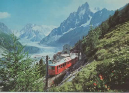 CHAMONIX, LA MER DE GLACERE ET LA GARE DE MENTENVERS, TRAIN   COULEUR REF 16404 - Chamonix-Mont-Blanc