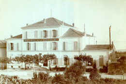 Le Lavandou Hôtel Mediterranée Photo Format 16.5x11 Collée Sur Carton - Oud (voor 1900)