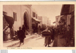 MAROC  RABAT Une Rue De La Médina - Rabat