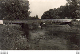 D27   EZY SUR EURE  L'Eure Au Pont Des Cordeliers - Other & Unclassified