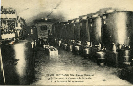 Distillation Cueillette Plantation De La Lavande ROURE BERTRAND Grasse Laragne - Grasse