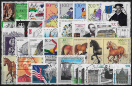 ALLEMAGNE REPUBLIQUE FEDERALE - ANNEE 1997 - 64 VALEURS - OBLITERES - TOUS DIFFERENTS - 4 SCANS - Used Stamps