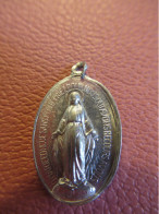 Médaille Religieuse Ancienne / Vierge Marie  / Début XXéme        MDR51 - Religión & Esoterismo