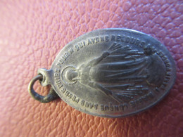 Médaille Religieuse Ancienne / Vierge Marie  / Début XXéme        MDR52 - Religion & Esotericism