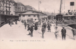 Dieppe - La Gare Maritime - Arrivée Du Train  - CPA °J - Dieppe