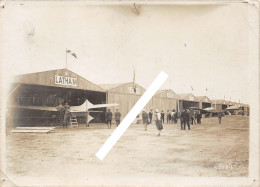 AVIATION EGYPTE 1910 - Photo Originale Inauguration Du Meeting D'Héliopolis, La Sortie Des Hangars, L'appareil LATHAM - Luftfahrt