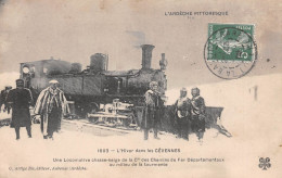 L'Hiver Dans Les CEVENNES (Ardèche) - Une Locomotive Chasse-neige De La Cie Des Chemins De Fer - Voyagé 1908 (2 Scans) - Autres & Non Classés